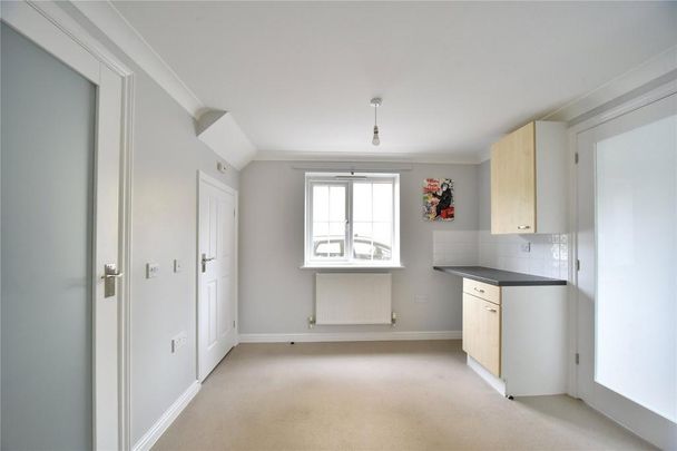 2 bedroom semi-detached house to rent - Photo 1