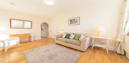 1 bedroom flat to rent - Photo 3