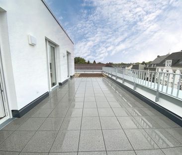 Neubau: 4-Zimmer Wohnung mit zwei großen Dachterrassen inkl. TG-Ste... - Photo 1