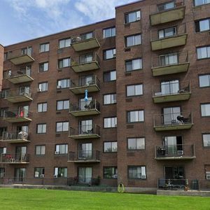 4 1/2 - 2700 Thiemens, Montréal - Photo 2