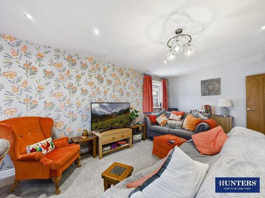 2 bedroom bungalow to rent - Photo 1