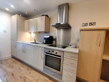 Studio to rent - Photo 3