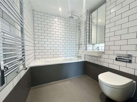 Burnt Mill, Harlow - Photo 3