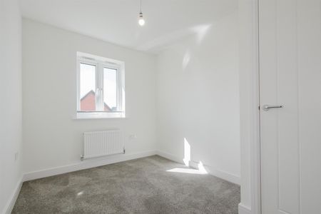 4 Bedroom House To Rent - Photo 5