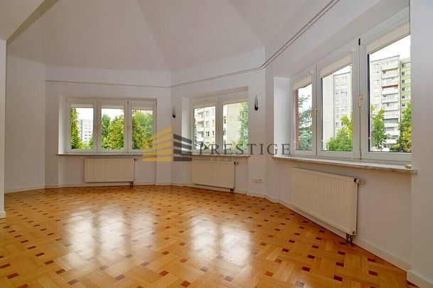 Warszawa, Wilanów, Królowej Marysieńki - Zdjęcie 1