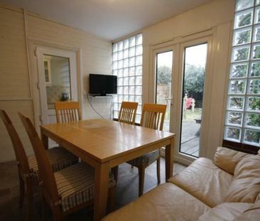 5 bedroom detached house to rent - Photo 5