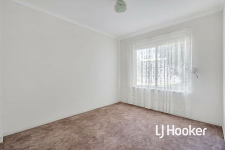 2 Medlow Road, BLAKEVIEW - Photo 5