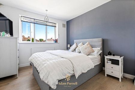 3 bedroom semi-detached house to rent - Photo 4