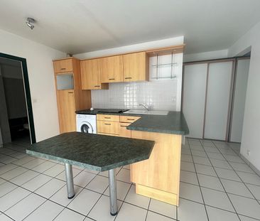 Location Appartement 2 pièces 41m² - Photo 3