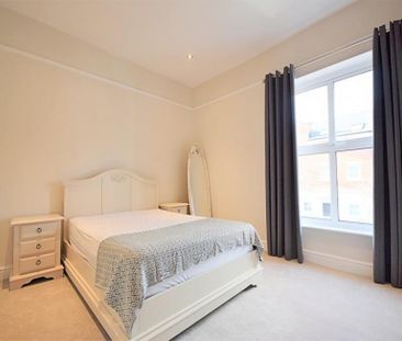 2 Bedroom Terraced To Let - Photo 3