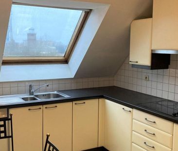 Duplex te huur in Hasselt voor € 970 met 3 slaapkamers - Foto 6
