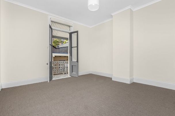 27 Briggs Street, Camperdown NSW 2050 - House For Rent | Domain - Photo 1
