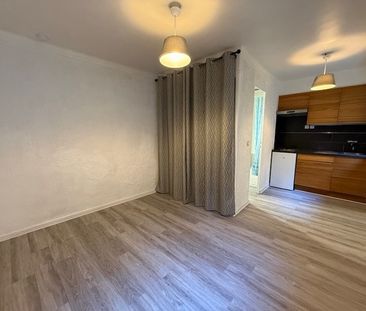 Location Appartement 1 pièce 18m² - Photo 1