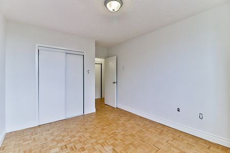 1 Bedroom Junior - Photo 4