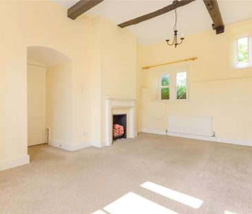 Character property within the boundary walls of Chichester Cathedra... - Photo 2