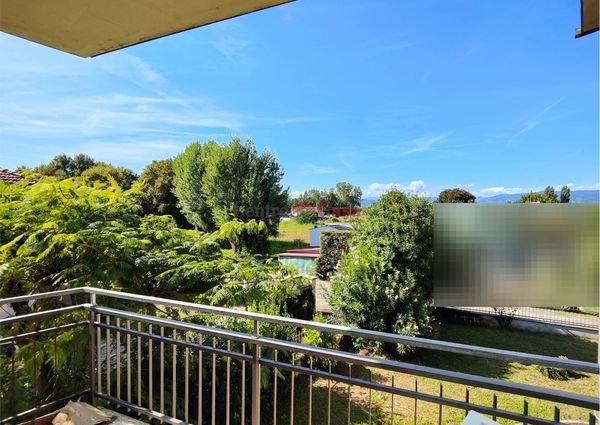 Appartamento con 2 camere, arredato.