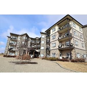 2 Bed 1 Bath Furnished Rental Fort Saskatchewan - Photo 2