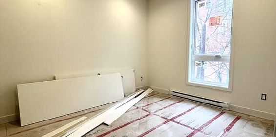 31/2 + Espace Bureau Fermé! - Photo 3