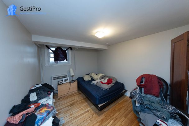 245 Fraser - Photo 1