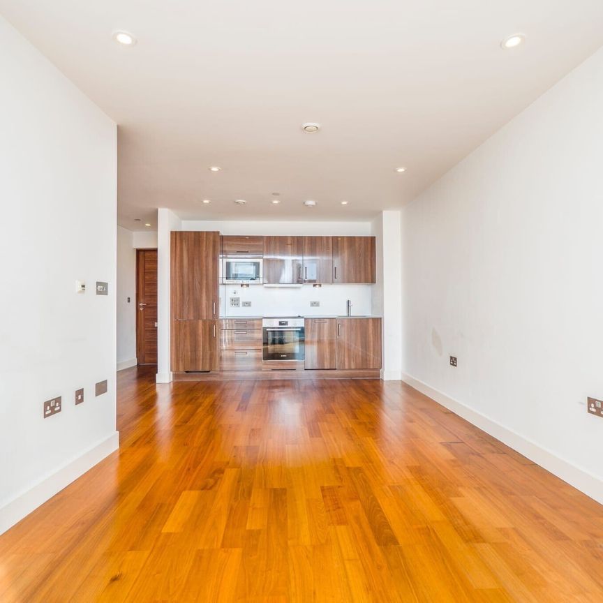 The Hayes, Cardiff - Photo 1