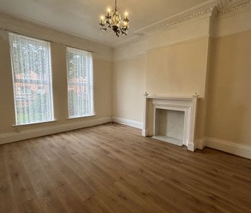 Portland Road - Photo 2