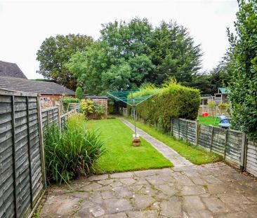 2 bedroom terraced house to rent - Photo 2