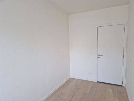 Appartement met 2 slaapkamers en garage - Photo 2