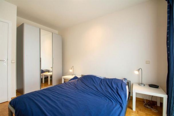 Dans un quartier calme et verdoyant de Stockel, appartement 2 chambres meublé - Photo 1