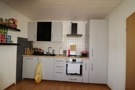 *HERRLICHE 2-ZIMMER-PERLE MIT BALKON* 2. Etage, in ruhiger Lage von Duisburg-Röttgersbach - Photo 2