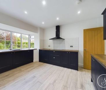 3 bedroom detached bungalow to rent - Photo 1