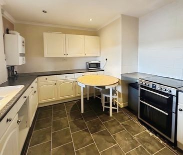 One-Bedroom House share - Photo 5