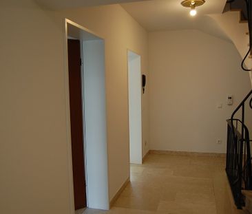 Großzügiges, gepflegtes Reihenhaus in schöner Lage - Photo 3