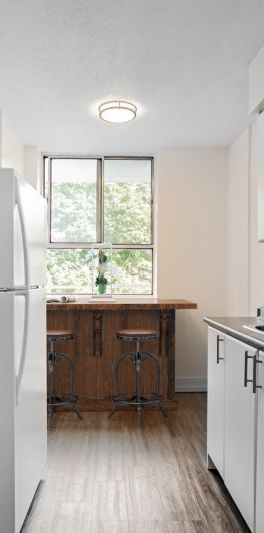 40 Tuxedo Court - Photo 1