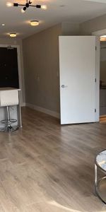 NEW Chic furnished 2 bedroom 2 bathroom with EV charging - Photo 3