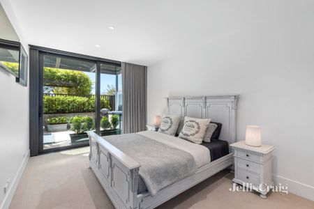 405/182 Wellington Parade, East Melbourne - Photo 2