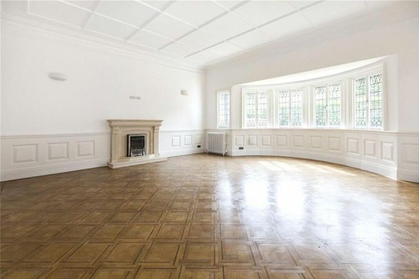 Kidderpore Avenue, NW3, London - Photo 1