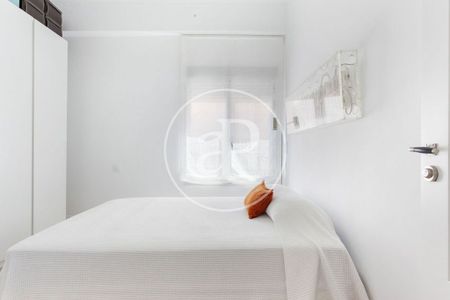 4 bedroom luxury Flat for rent in Valencia - Photo 4