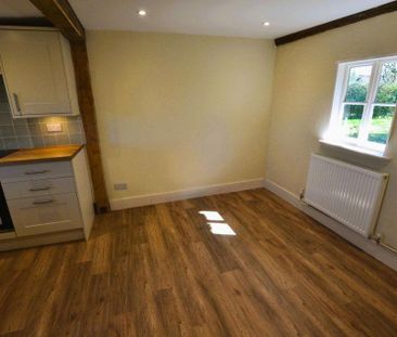 2 bedroom cottage to rent - Photo 1