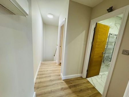 3 bedroom maisonette to rent - Photo 4