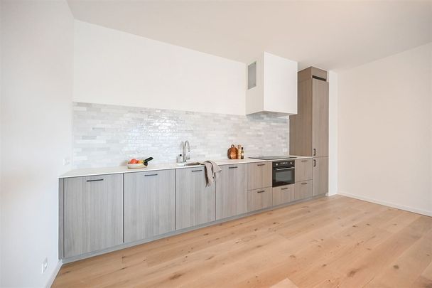 Stijlvol 1 slaapkamer appartement in het Zilverkwartier op de grens Mortsel/Berchem - Photo 1