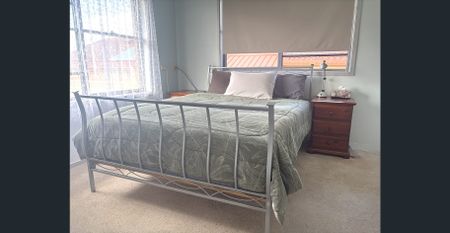 Large Family Home - Photo 3