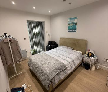1 bedroom flat to rent - Photo 2