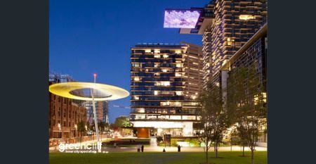 LEVEL 9 | MODERN ONE-BEDROOM SUITE | @ CENTRAL PARK - Photo 3