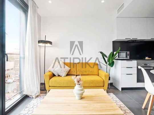 Vivienda en alquiler temporal con terraza comunitaria en Drassanes, Barcelona - Photo 1