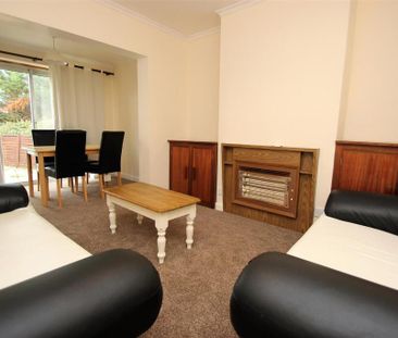 4 bedroom house to rent - Photo 1