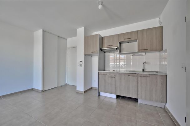 location Appartement T2 DE 42.2m² À MONTPELLIER - Photo 1