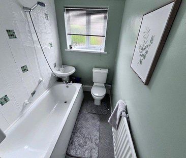 2 bedroom apartment to rent - Photo 5