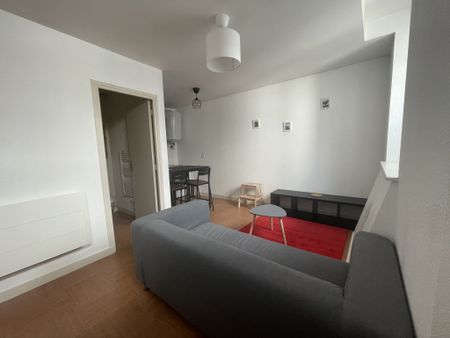 Location Appartement 2 pièces 27m² RIOM 63200 - Photo 2
