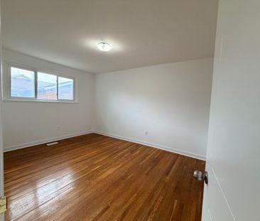 For Lease - 64 Lexington Ave Avenue Unit# Main, Toronto, Ontario - Photo 6