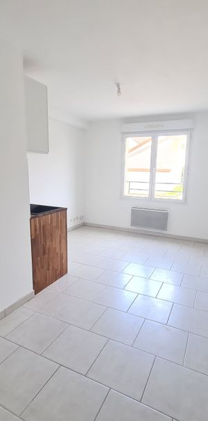 Location Appartement 1 pièce 18m² PALAISEAU 91120 - Photo 1